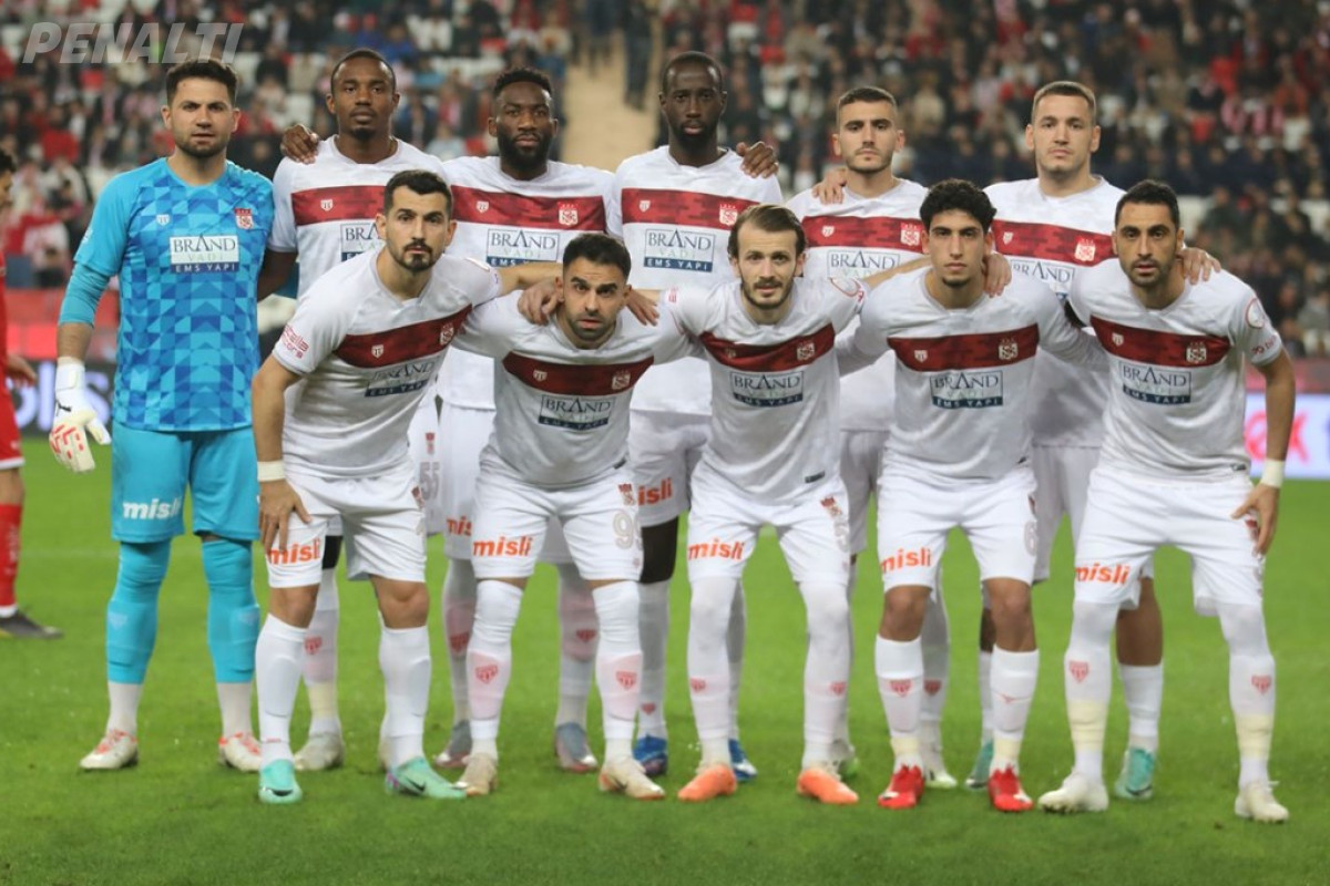 Sivasspor, Beşiktaş Maçına 6 Eksik Futbolcu Ile Çıkacak