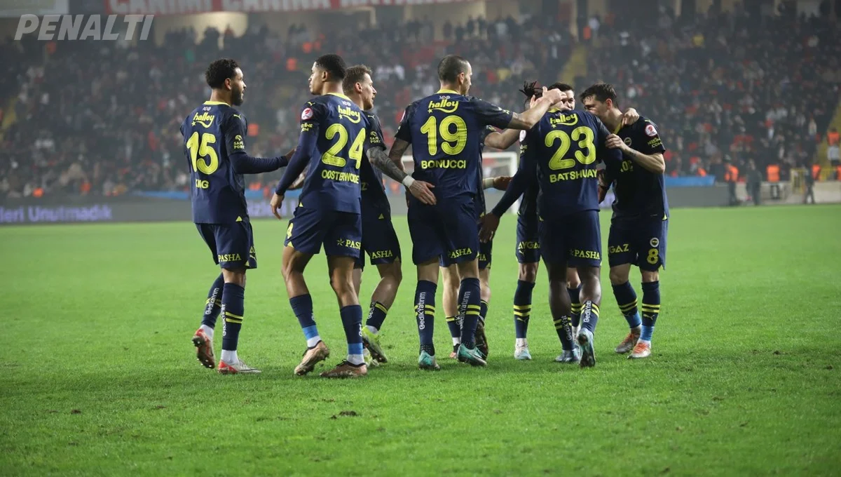 Fenerbahçe, Gaziantep Fk'yı 2-0 Yenerek Türkiye Kupası'nda Çeyrek Finale Yükseldi